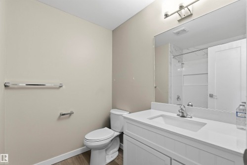 3927 22 Avenue Nw, Edmonton, AB 