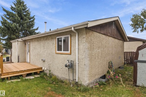 3927 22 Avenue Nw, Edmonton, AB 