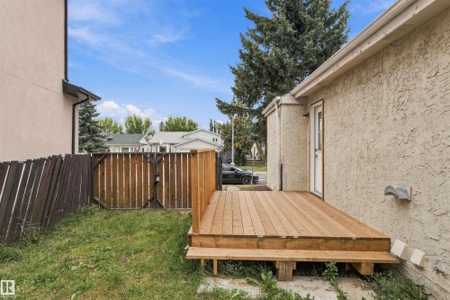 3927 22 Avenue Nw, Edmonton, AB 