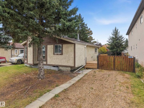 3927 22 Avenue Nw, Edmonton, AB 
