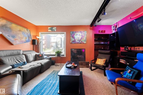 9851 85 Avenue Nw, Edmonton, AB 
