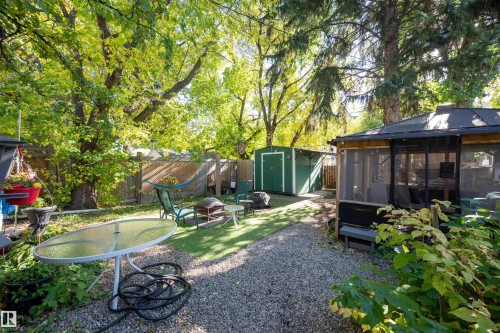 9851 85 Avenue Nw, Edmonton, AB 