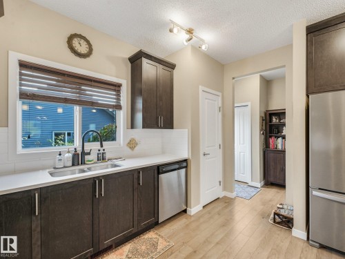 2027 Cavanagh Drive Sw, Edmonton, AB 