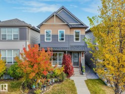 2027 CAVANAGH Drive SW  Edmonton, AB T6W 3M7