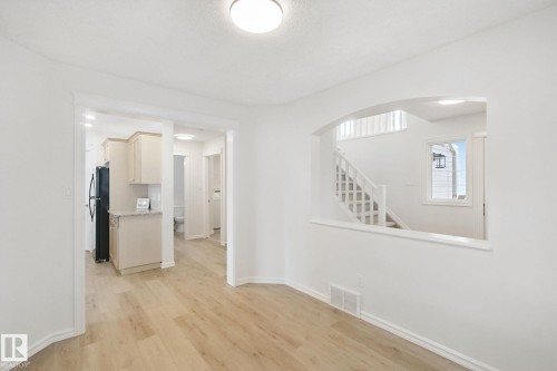 20420 56 Avenue Nw, Edmonton, AB 