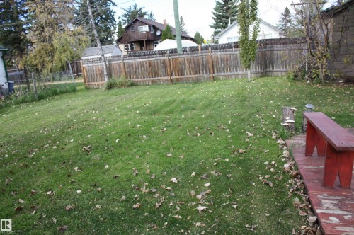 Additional content - 5012 49 Ave, Radway, AB 