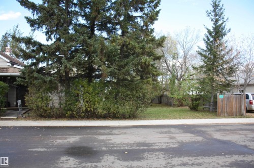 Additional content - 5012 49 Ave, Radway, AB 