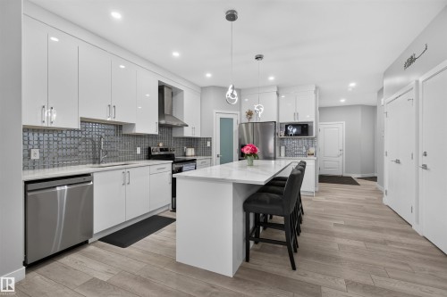 452 Roberts Crescent, Leduc, AB 