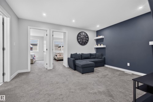 452 Roberts Crescent, Leduc, AB 