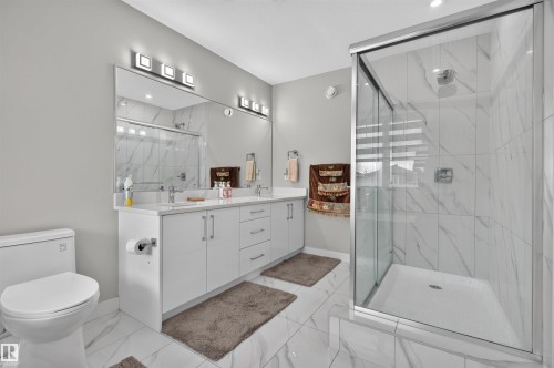 452 Roberts Crescent, Leduc, AB 