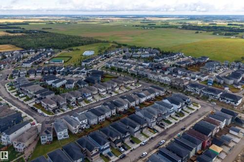 452 Roberts Crescent, Leduc, AB 