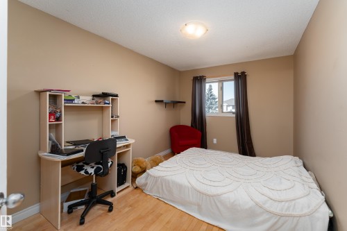18919 91 Avenue Nw, Edmonton, AB 