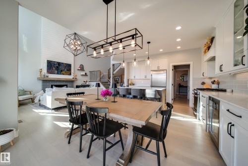 6843 Knox Loop Sw, Edmonton, AB 