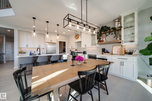 6843 Knox Loop Sw, Edmonton, AB 