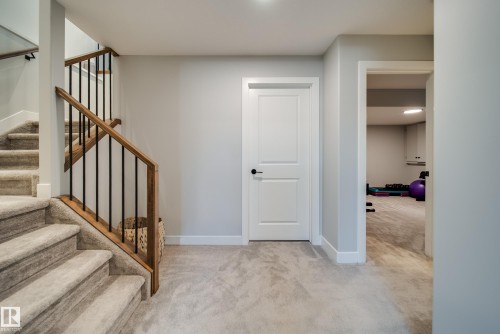 6843 Knox Loop Sw, Edmonton, AB 
