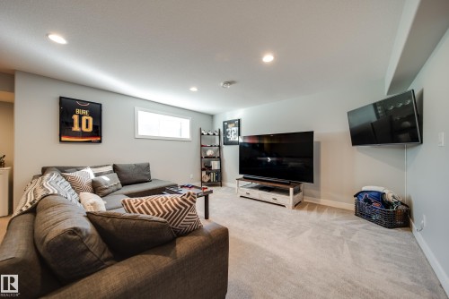 6843 Knox Loop Sw, Edmonton, AB 