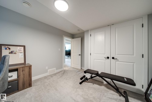 6843 Knox Loop Sw, Edmonton, AB 