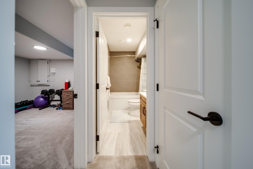 6843 Knox Loop Sw, Edmonton, AB 