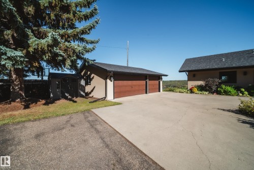 240 Grandisle Point(E) Nw, Edmonton, AB 