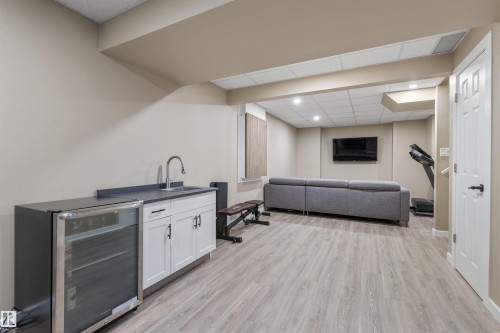 6090 Rosenthal Way Nw, Edmonton, AB 