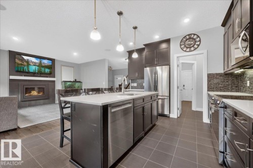6703 20 Avenue Sw, Edmonton, AB 