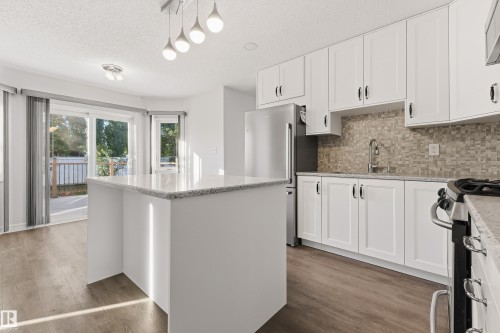 18907 90 Avenue Nw, Edmonton, AB 