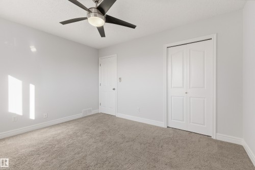 18907 90 Avenue Nw, Edmonton, AB 