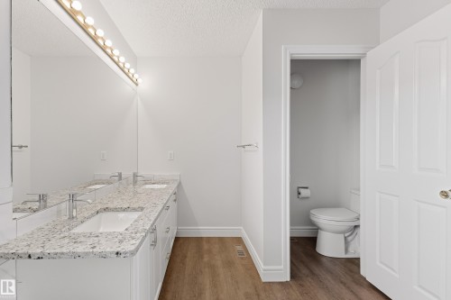 18907 90 Avenue Nw, Edmonton, AB 