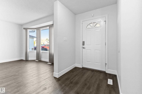 18907 90 Avenue Nw, Edmonton, AB 