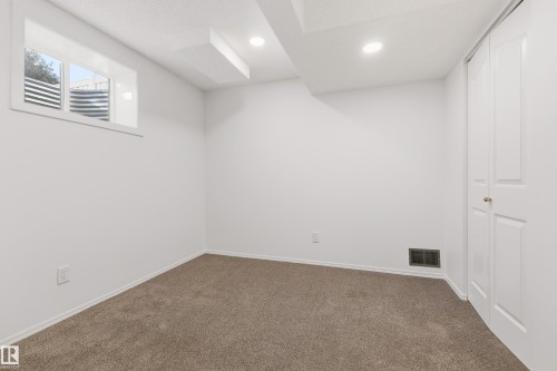 18907 90 Avenue Nw, Edmonton, AB 