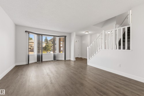 18907 90 Avenue Nw, Edmonton, AB 