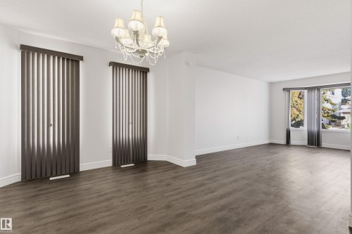 18907 90 Avenue Nw, Edmonton, AB 