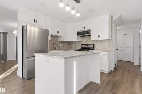 18907 90 Avenue Nw, Edmonton, AB 