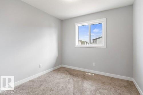 9355 Pear Link Link Sw, Edmonton, AB 