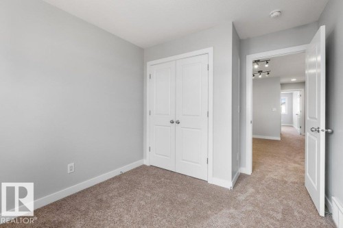 9355 Pear Link Link Sw, Edmonton, AB 
