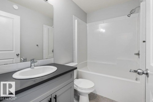 9355 Pear Link Link Sw, Edmonton, AB 