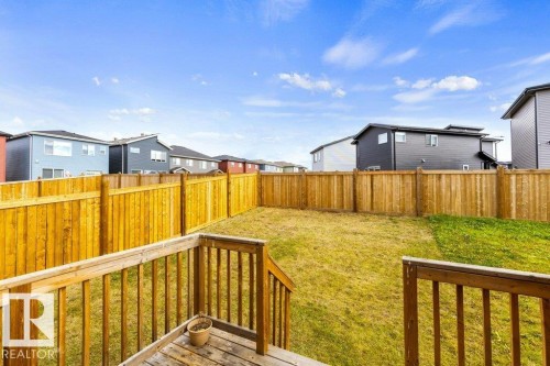 9355 Pear Link Link Sw, Edmonton, AB 