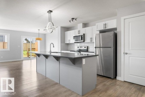 9355 Pear Link Link Sw, Edmonton, AB 