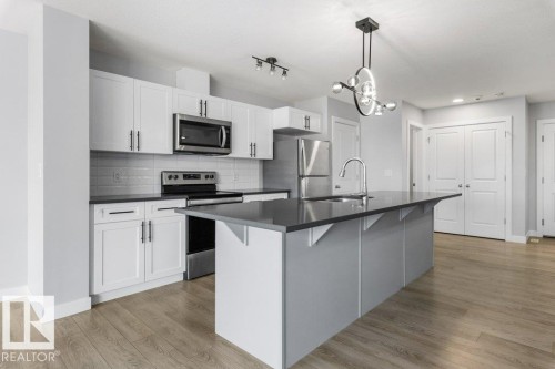 9355 Pear Link Link Sw, Edmonton, AB 