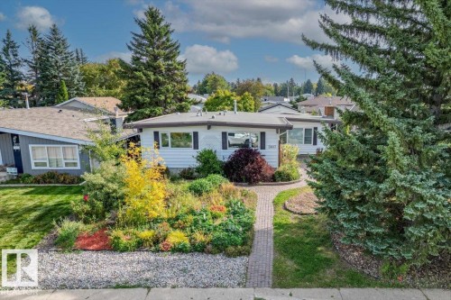 3607 106A Street Nw, Edmonton, AB 