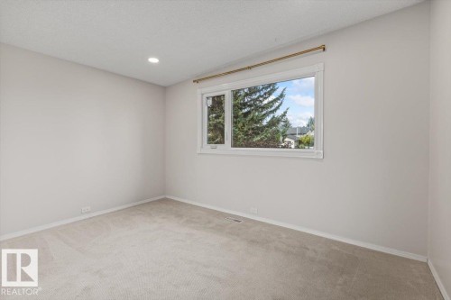 3607 106A Street Nw, Edmonton, AB 
