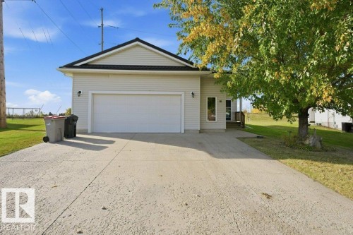 81 GRAYRIDGE Crescent   Stony Plain, AB T7Z 0A1