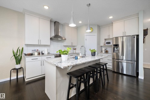 2927 11 Street Nw, Edmonton, AB 