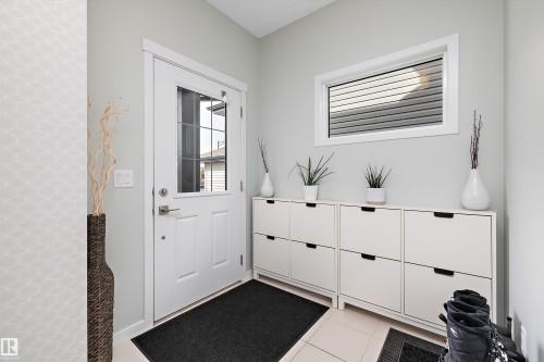 2927 11 Street Nw, Edmonton, AB 