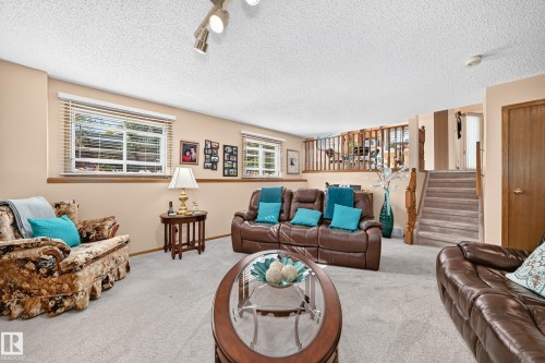 47 Deerbourne Drive, St. Albert, AB 