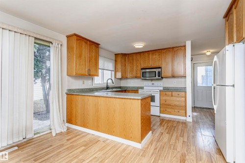 13407 82 Street Nw, Edmonton, AB 