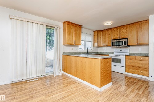 13407 82 Street Nw, Edmonton, AB 
