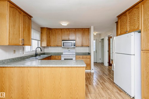 13407 82 Street Nw, Edmonton, AB 