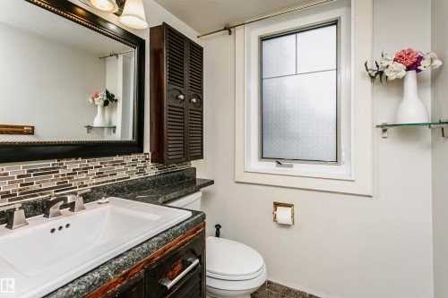 13407 82 Street Nw, Edmonton, AB 