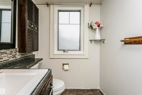 13407 82 Street Nw, Edmonton, AB 